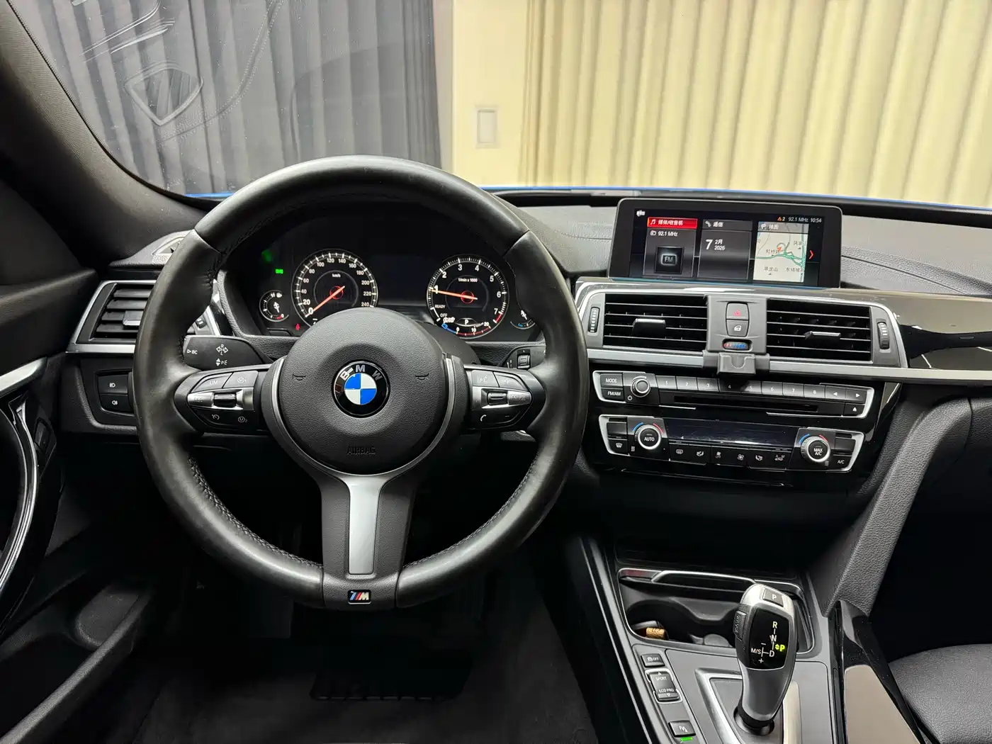 BMW 3 Series GT 2019 320i M Sport Package фото 20