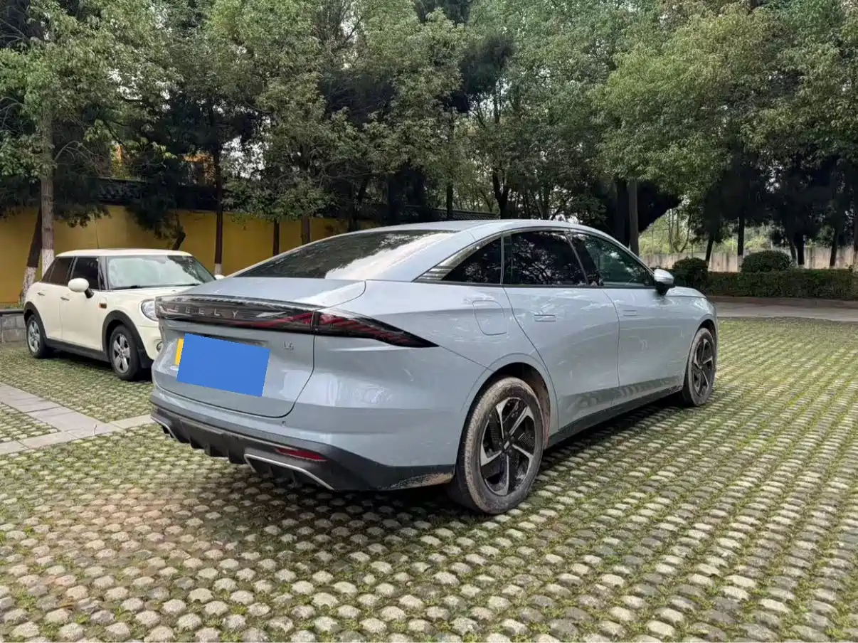 GEELY GALAXY GALAXY L6