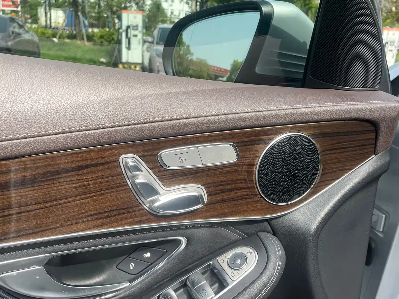 Mercedes-Benz GLC 2016 GLC 260 4MATIC Luxury фото 11