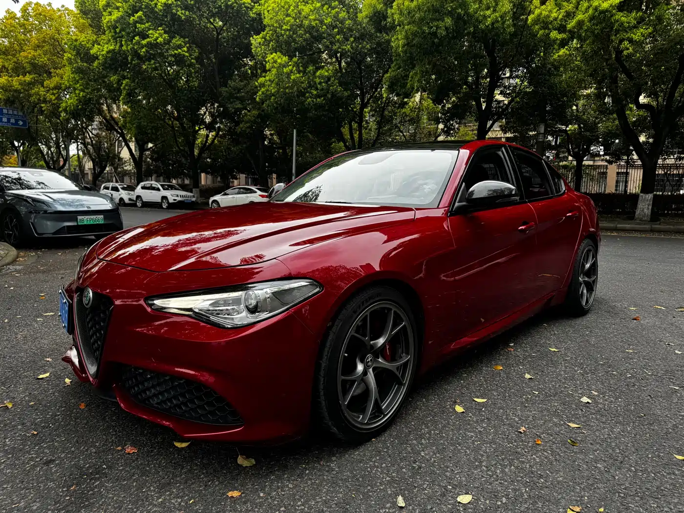 Alfa Romeo Giulia 2017 2.0T 280HP Luxury Edition