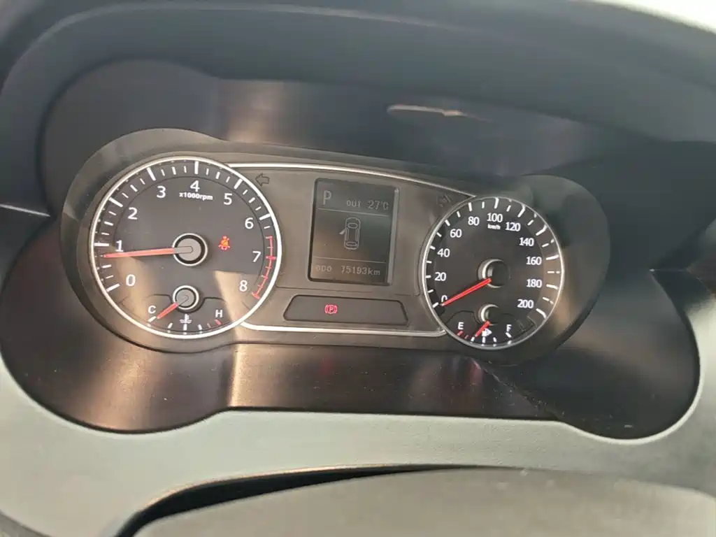 Landwind X7 2016 2015 2.0T Panoramic Flagship Edition