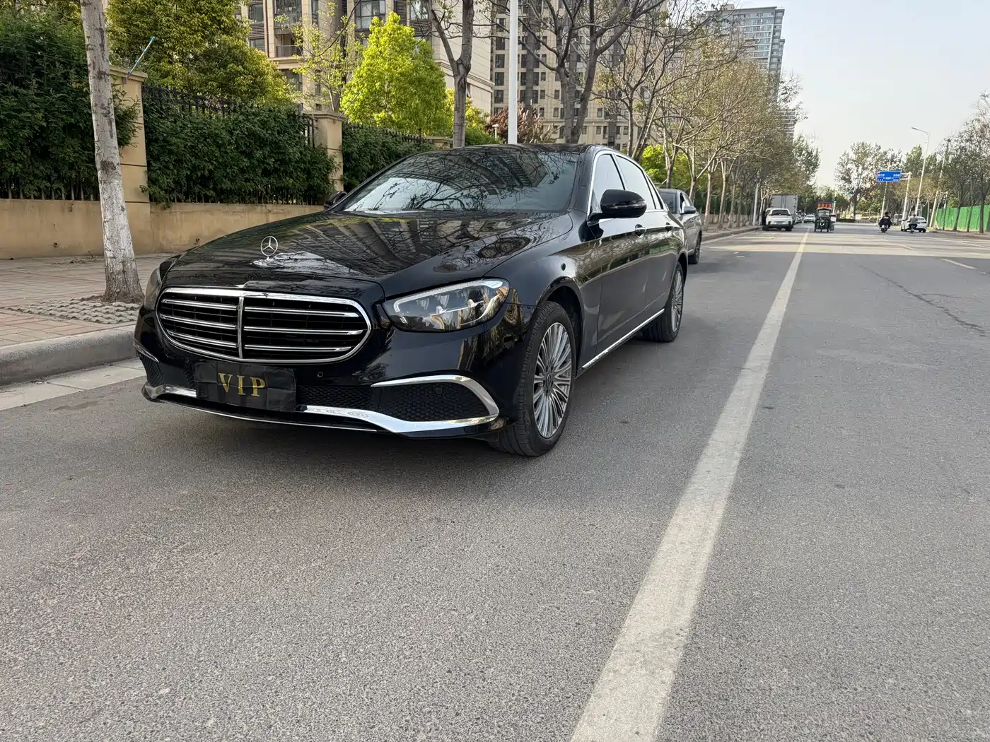 MERCEDES-BENZ E CLASS