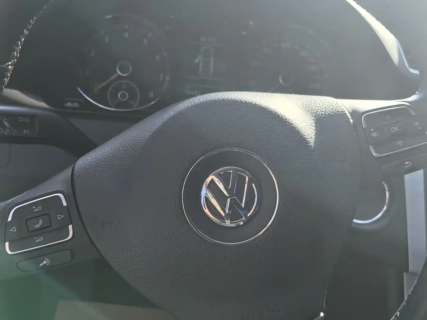 Volkswagen Magotan 2015 Facelift 1.8TSI Luxury фото 9