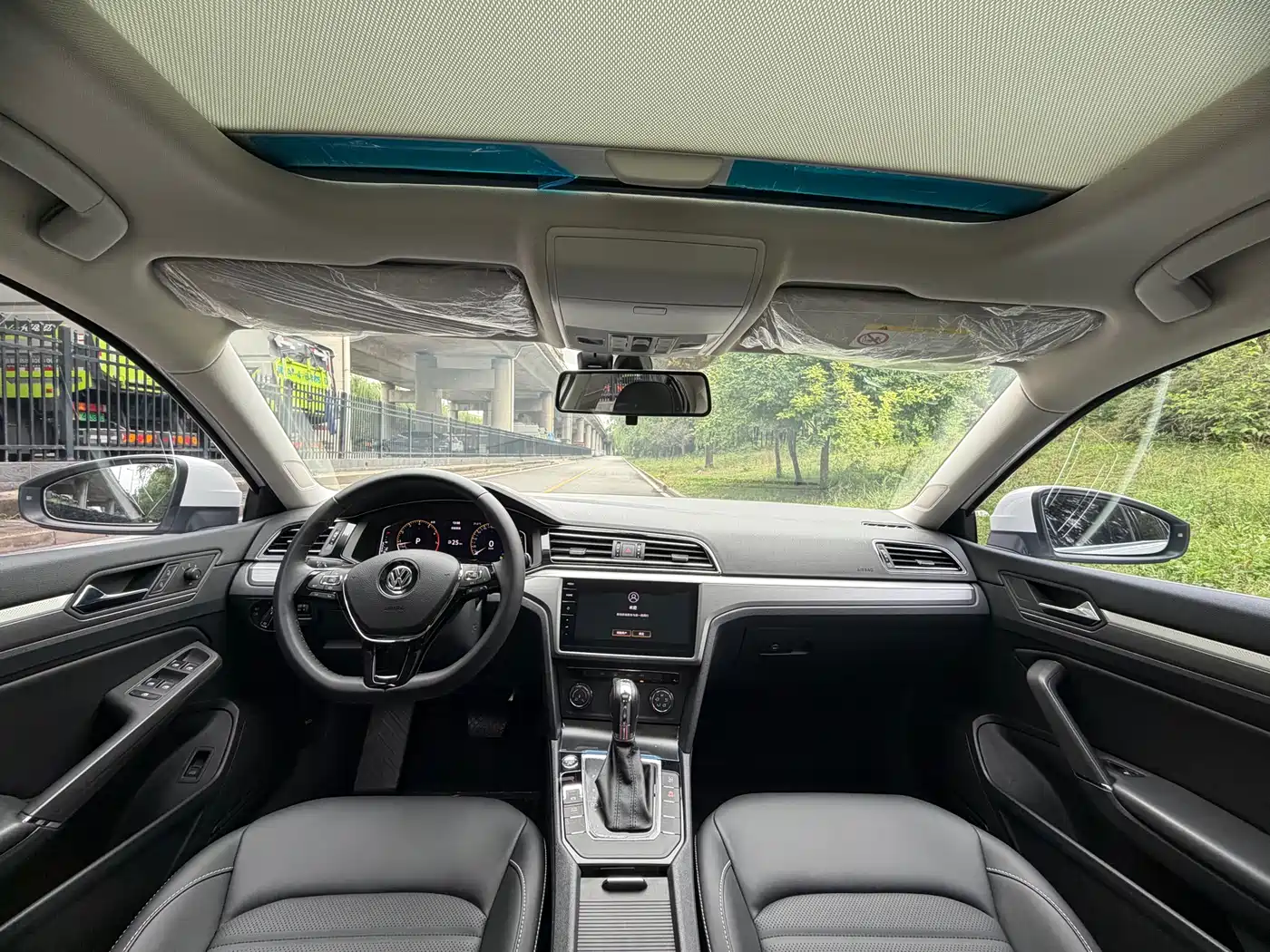 Volkswagen Lamando 2021 280TSI DSG Comfort Edition фото 9