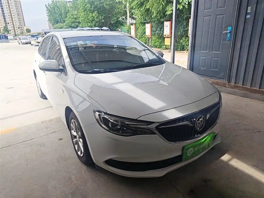 Buick Excelle 2018 15T DCT Progressive (China V) фото 4