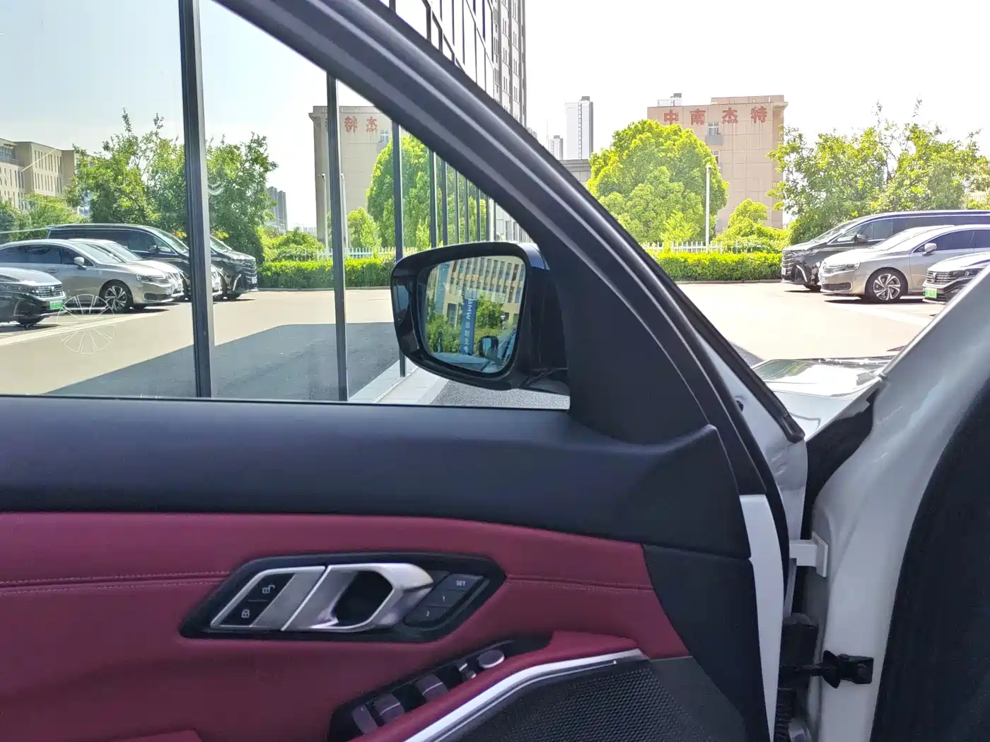 BMW i3 2025 2025 eDrive 40 L Shadow Night Package