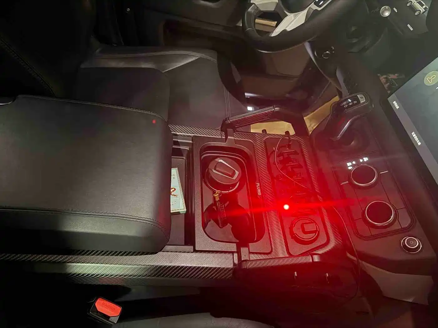 Land Rover Defender 2024 110 3.0T P400 XS фото 5