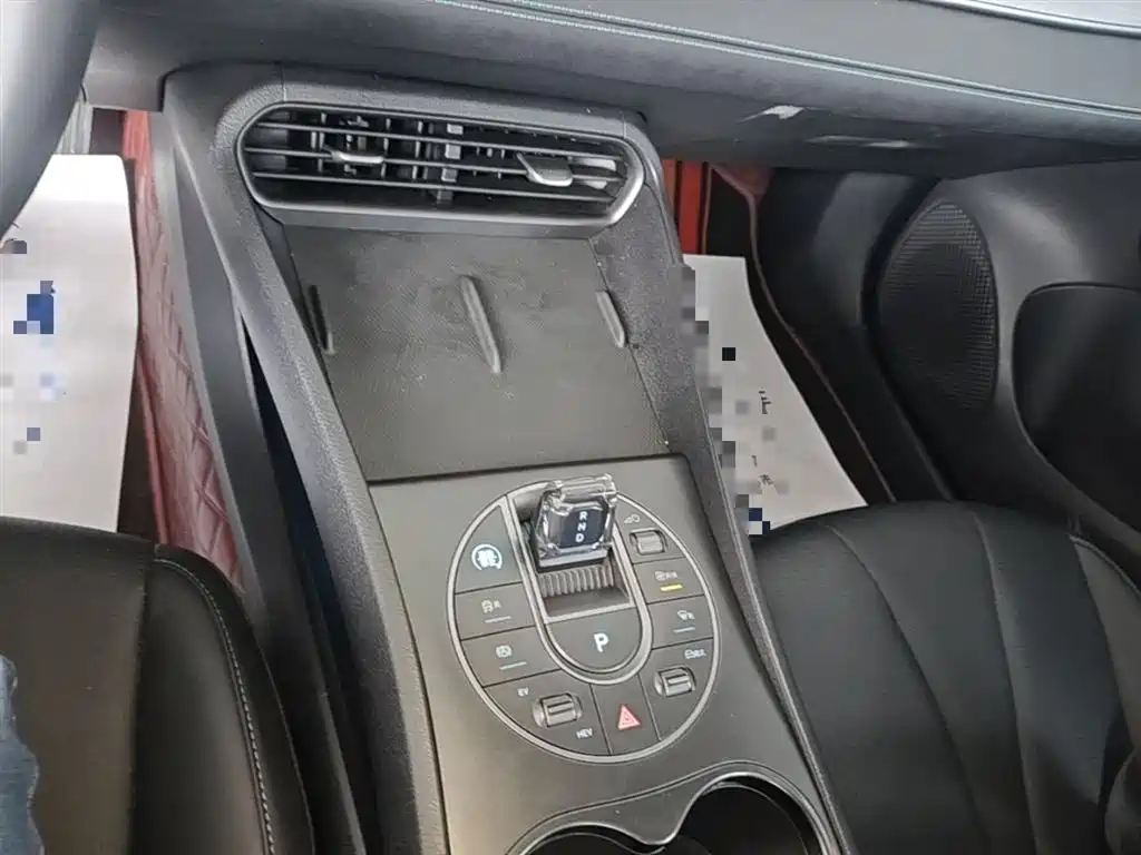 BYD Hai Bao 05 DM-i 2025 DM-i Smart Drive Edition 55KM Luxury фото 14