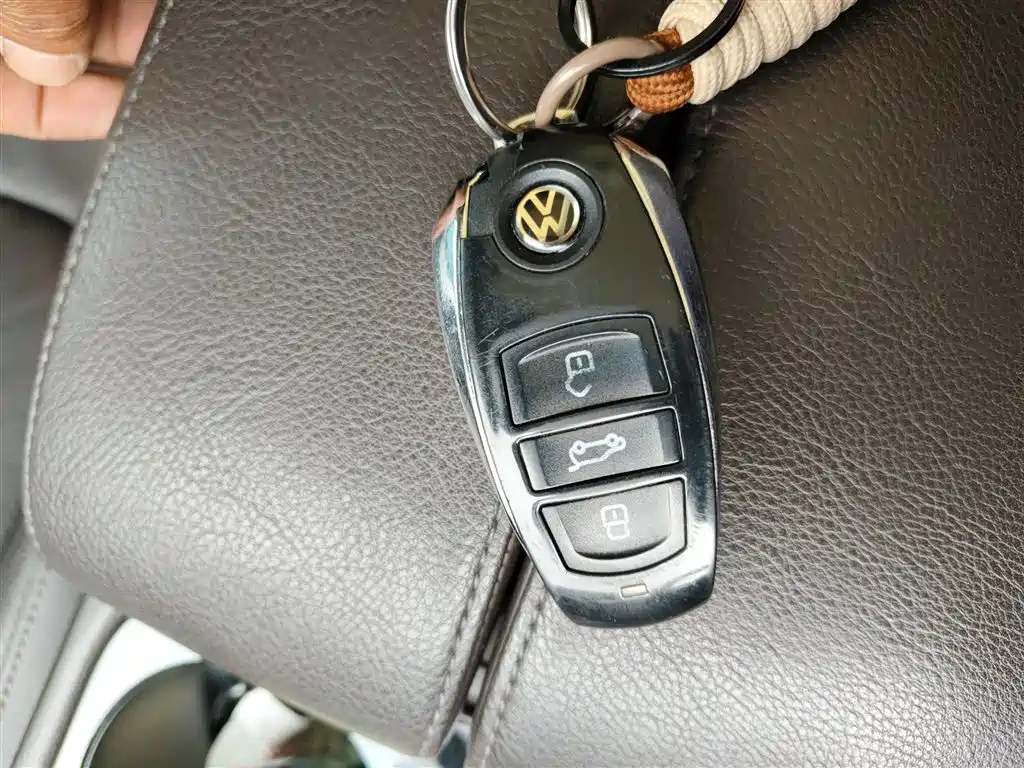 Volkswagen Touareg 2017 3.0TSI Explorer Edition фото 14