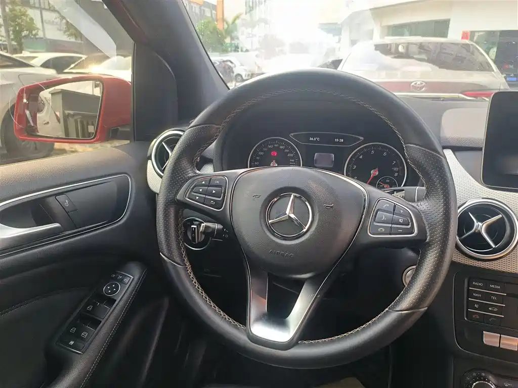 Mercedes-Benz B-Class 2017 B 200 Dynamic фото 7