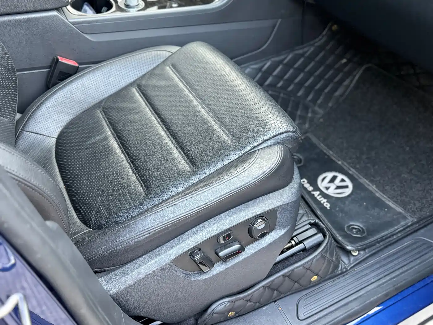 Volkswagen Touareg 2016 3.0TSI High Configuration фото 15