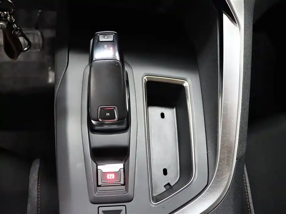 Peugeot 4008 2018 350THP Comfort Edition фото 14
