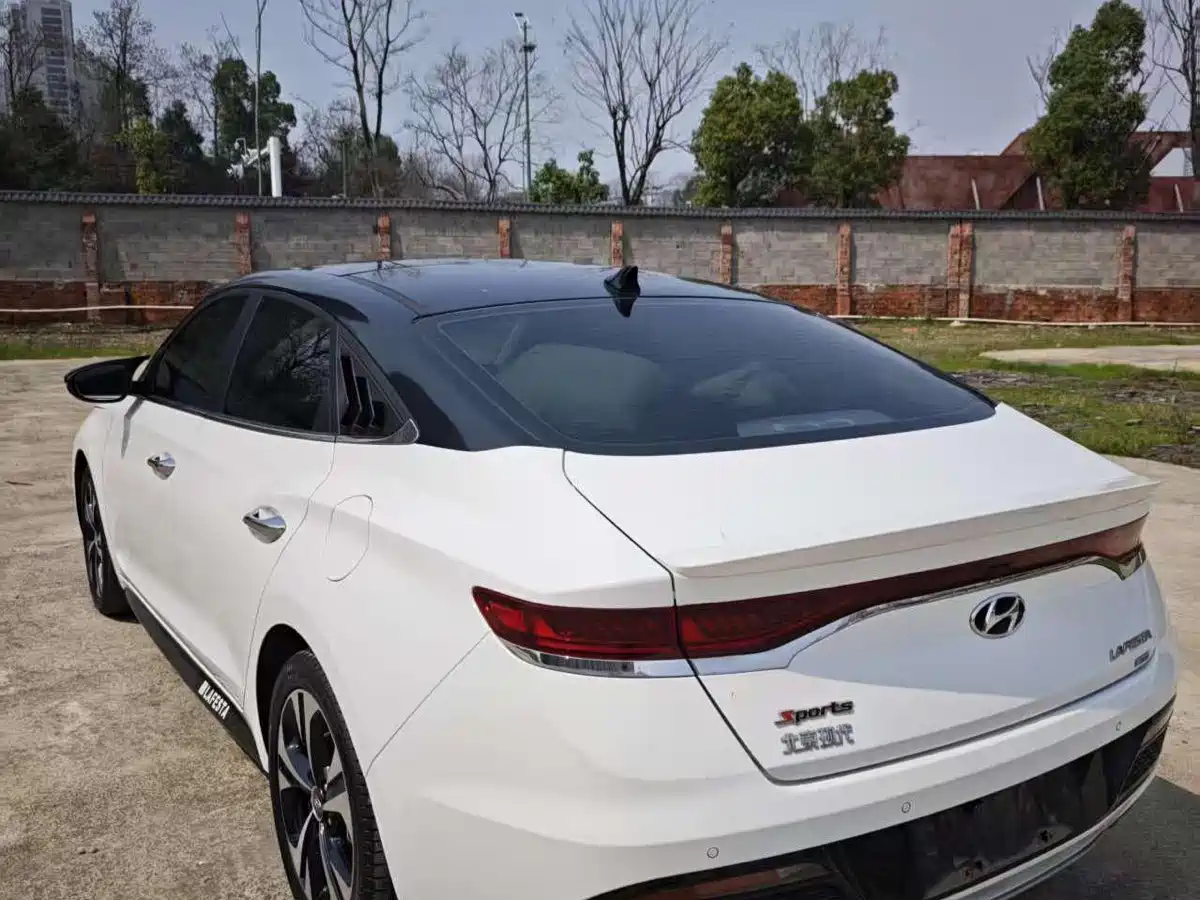 Hyundai Fista 2021 280TGDi DLX Luxury Edition фото 7
