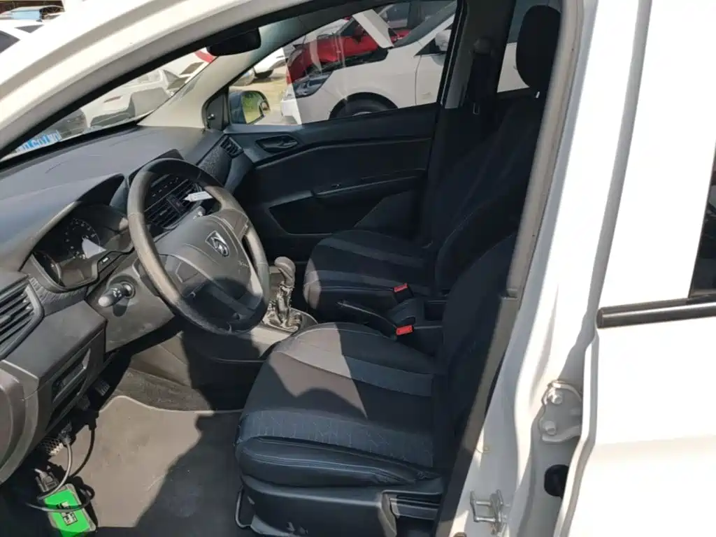 Baojun 310 2016 2016 1.2L Manual Value Edition