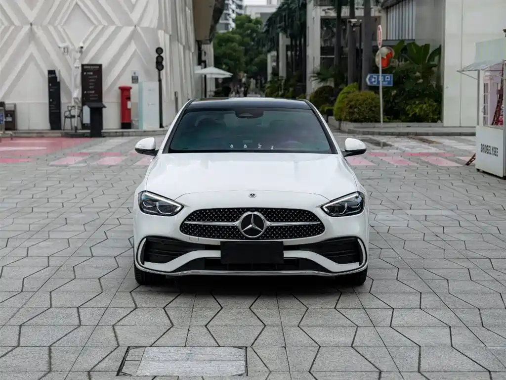 Mercedes-Benz C-Class 2023 C 260 L Sport фото 2
