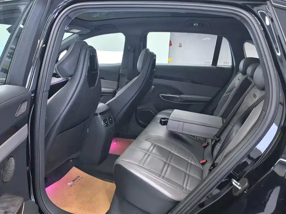 Hongqi Tian Gong 08 2025 680 Ultra AWD фото 11