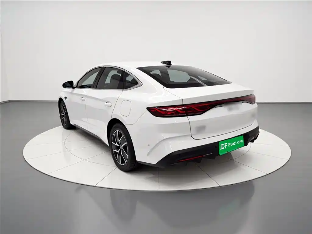 BYD Qin L 2025 DM-i Smart Drive Edition 120KM Surpassing фото 23