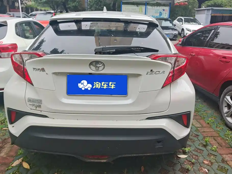Toyota IZOA 2018 2.0L Yichi Edition China V фото 4
