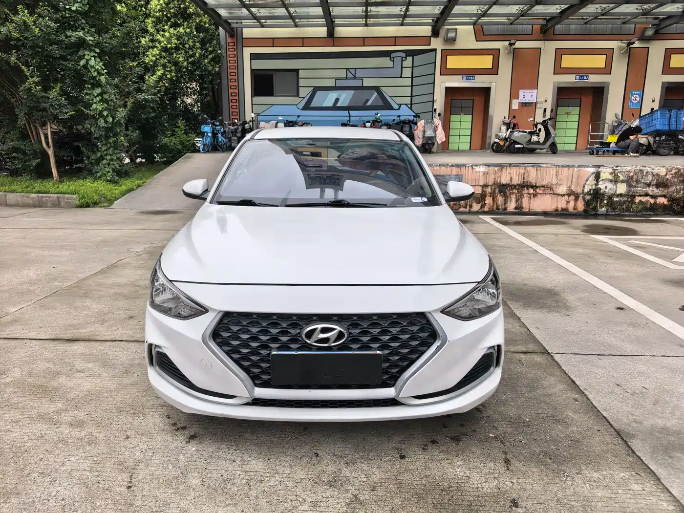 Hyundai Elantra 2020 1.6L Auto GL Pleasing Edition фото 2