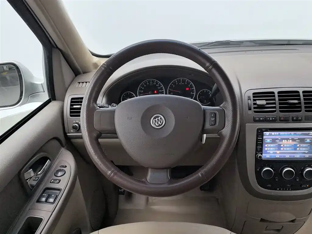 Buick GL8 2014 2.4L Classic Edition фото 11