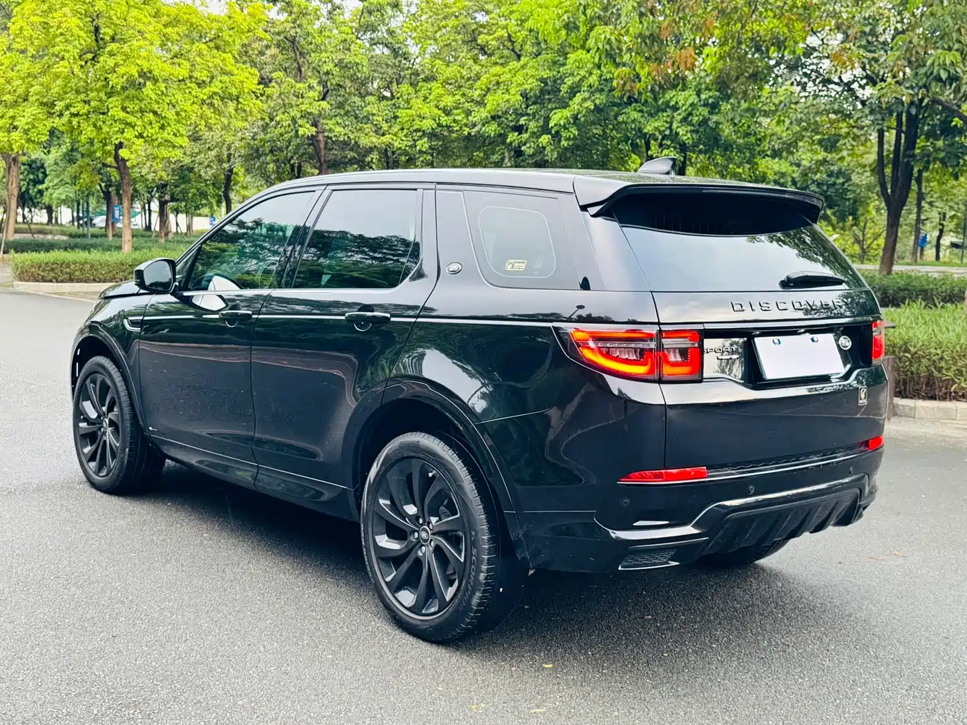 Фото 7 - Land Rover Discovery Sport