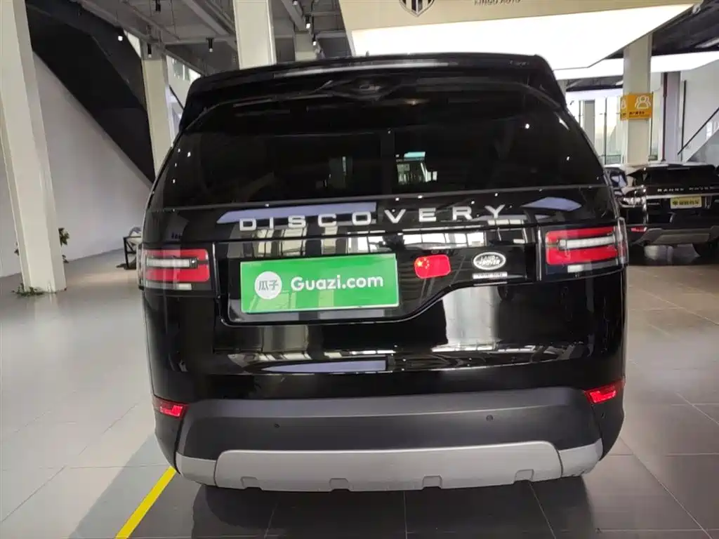 Land Rover Discovery 2018 3.0 SC V6 HSE фото 4