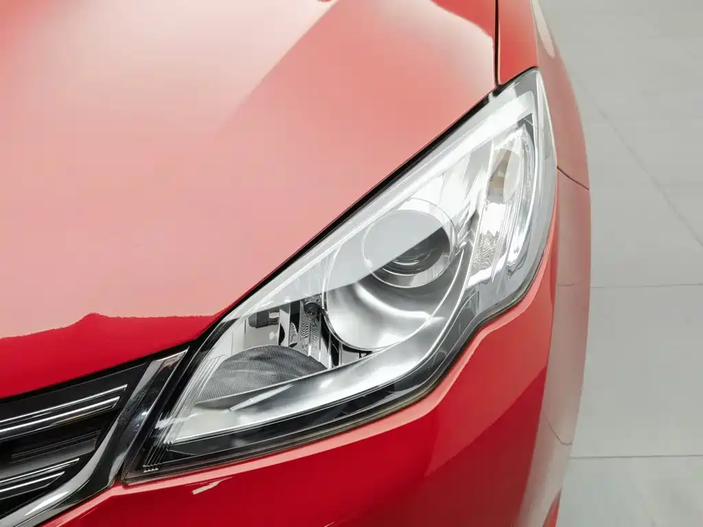 Photo 7 - Roewe 360