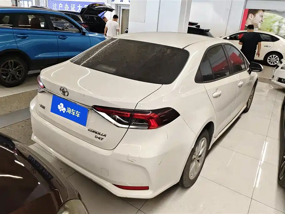 Toyota Corolla 2021 1.2T S-CVT Elite PLUS Edition фото 3