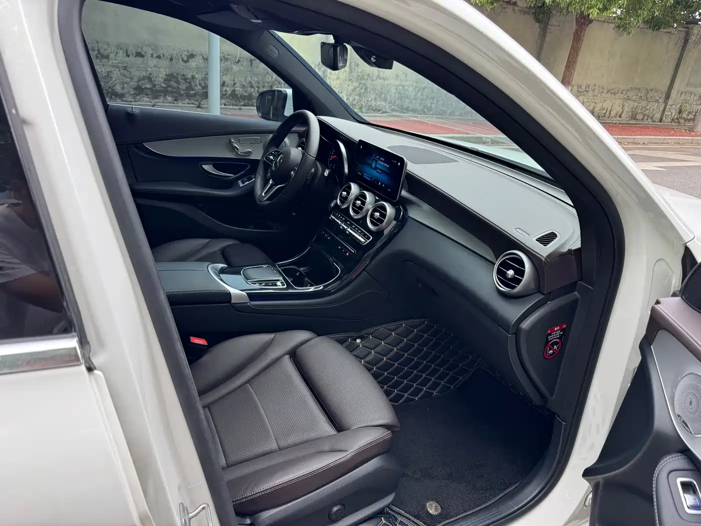 Mercedes-Benz GLC 2020 GLC 260 L 4MATIC Dynamic фото 18