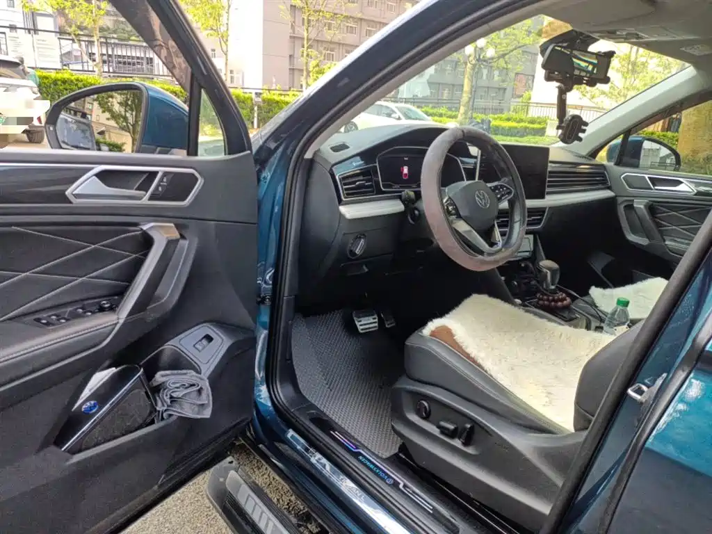Volkswagen Tiguan L 2022 330TSI Automatic 2WD Smart Edition фото 14
