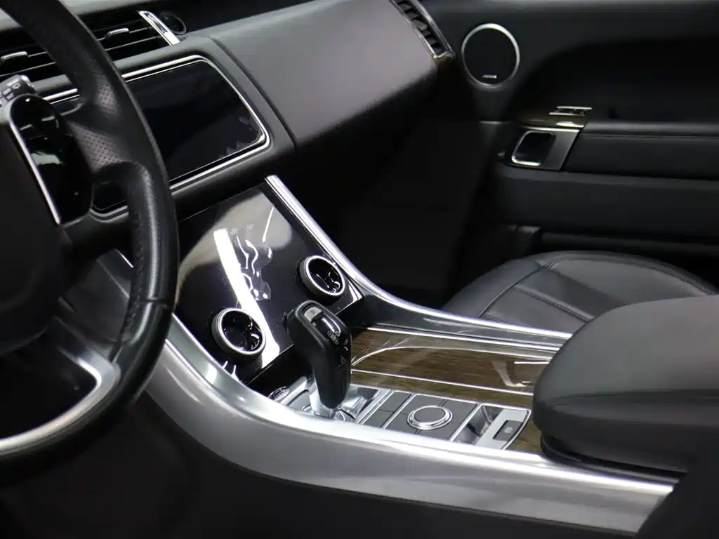 LAND ROVER RANGE ROVER SPORT NEW ENERGY