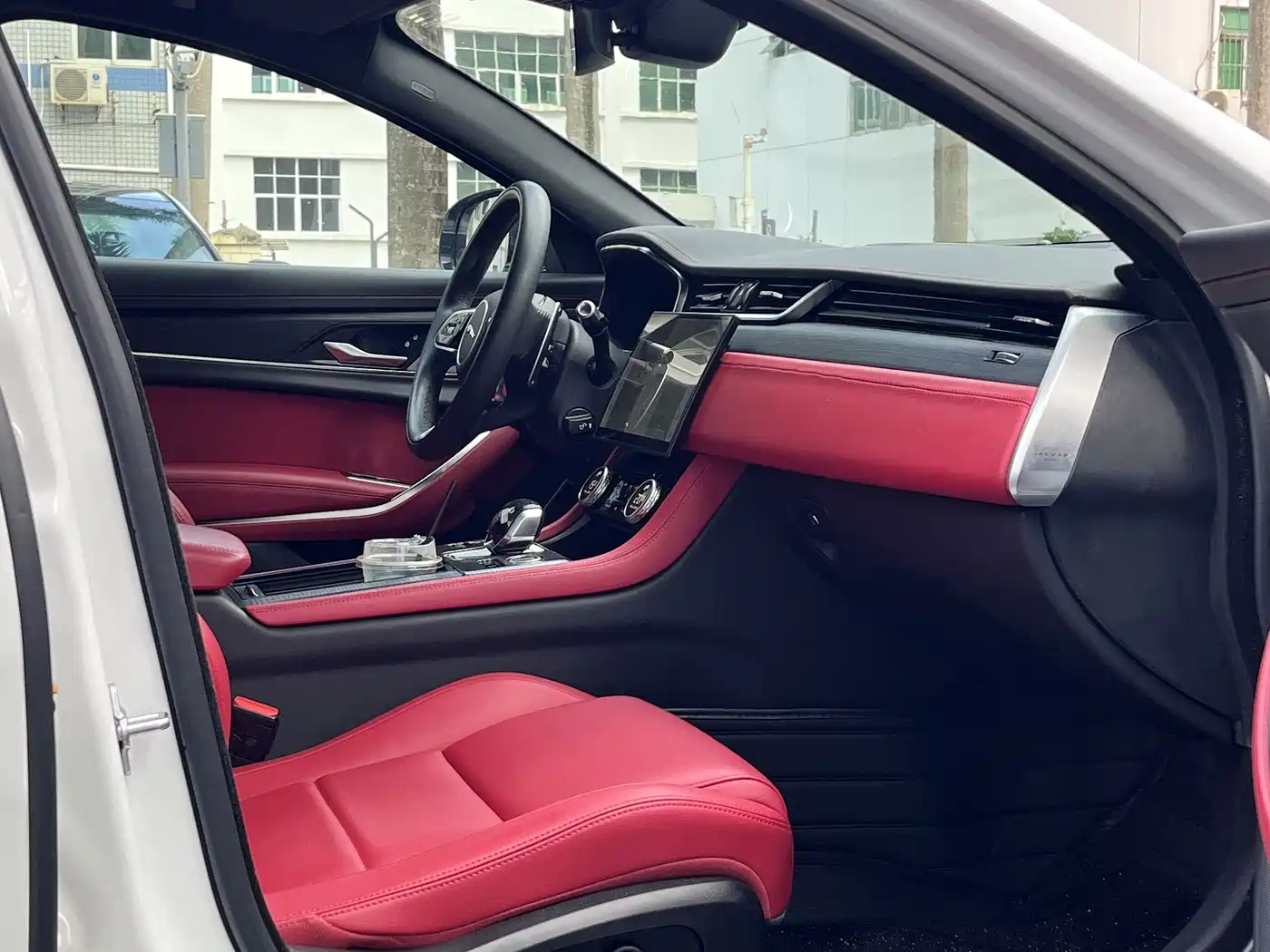 Jaguar XFL 2021 XFL 2.0T P250 2WD Elite Sport Edition фото 8