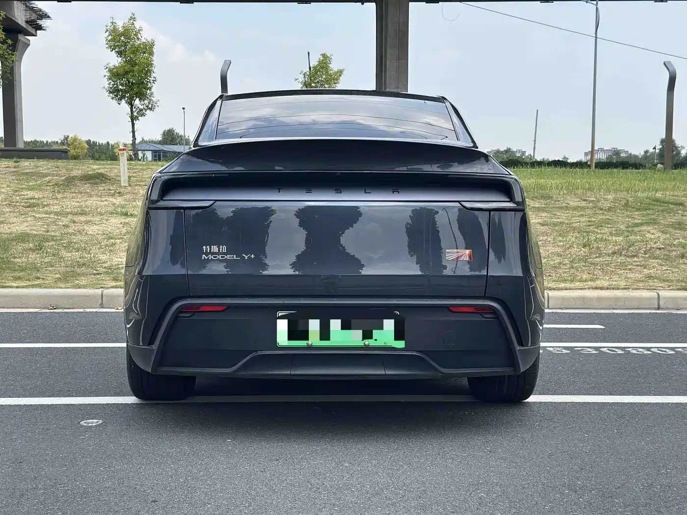 Фото 8 - Tesla Model Y