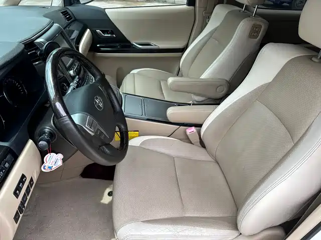 Toyota Alphard 2012 3.5L Premium Edition — фото 5
