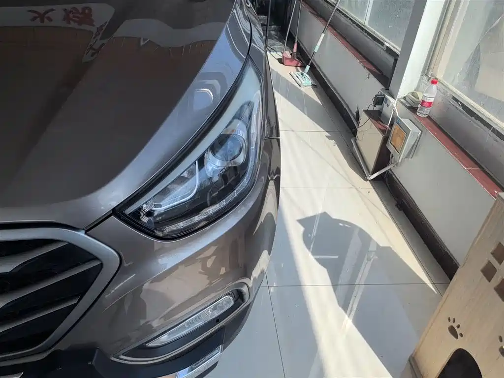 Hyundai Beijing Hyundai ix35 2013 2.0L Auto 2WD Smart GLS China IV фото 24