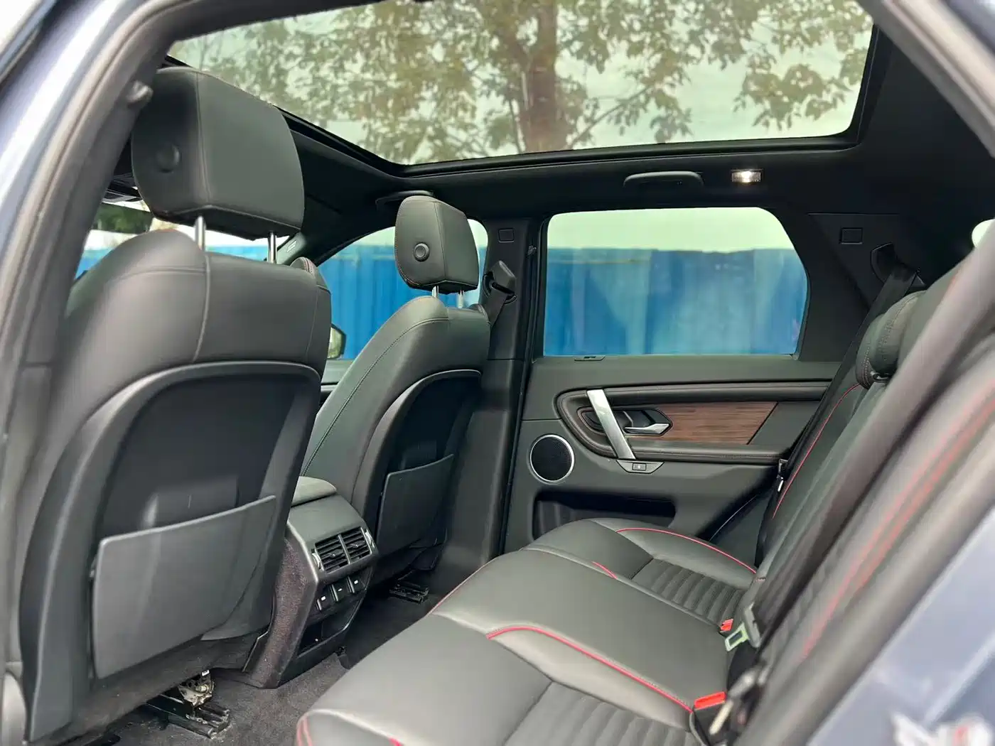 Land Rover Discovery Sport 2020 249PS R-Dynamic Performance фото 12