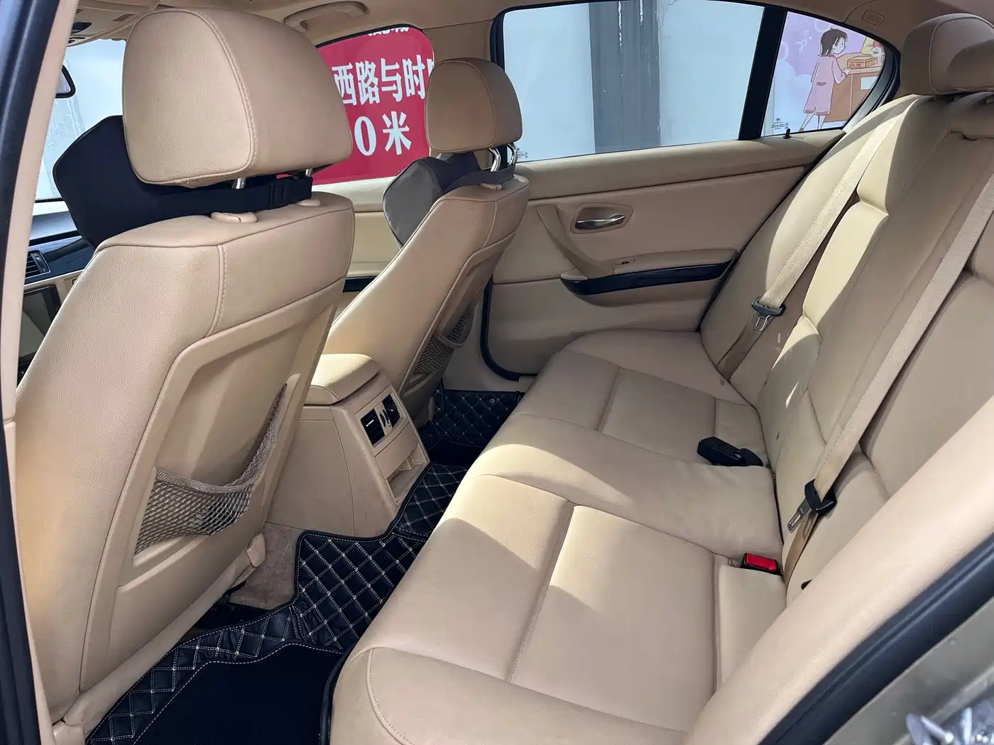 BMW 3 Series (Import) 2012 318i Leading фото 6