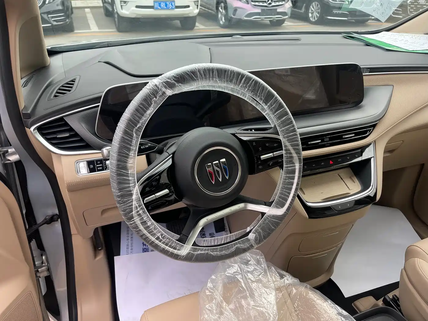 Buick GL8 New Energy 2025 Land Honor Premium Edition 7-Seater фото 5