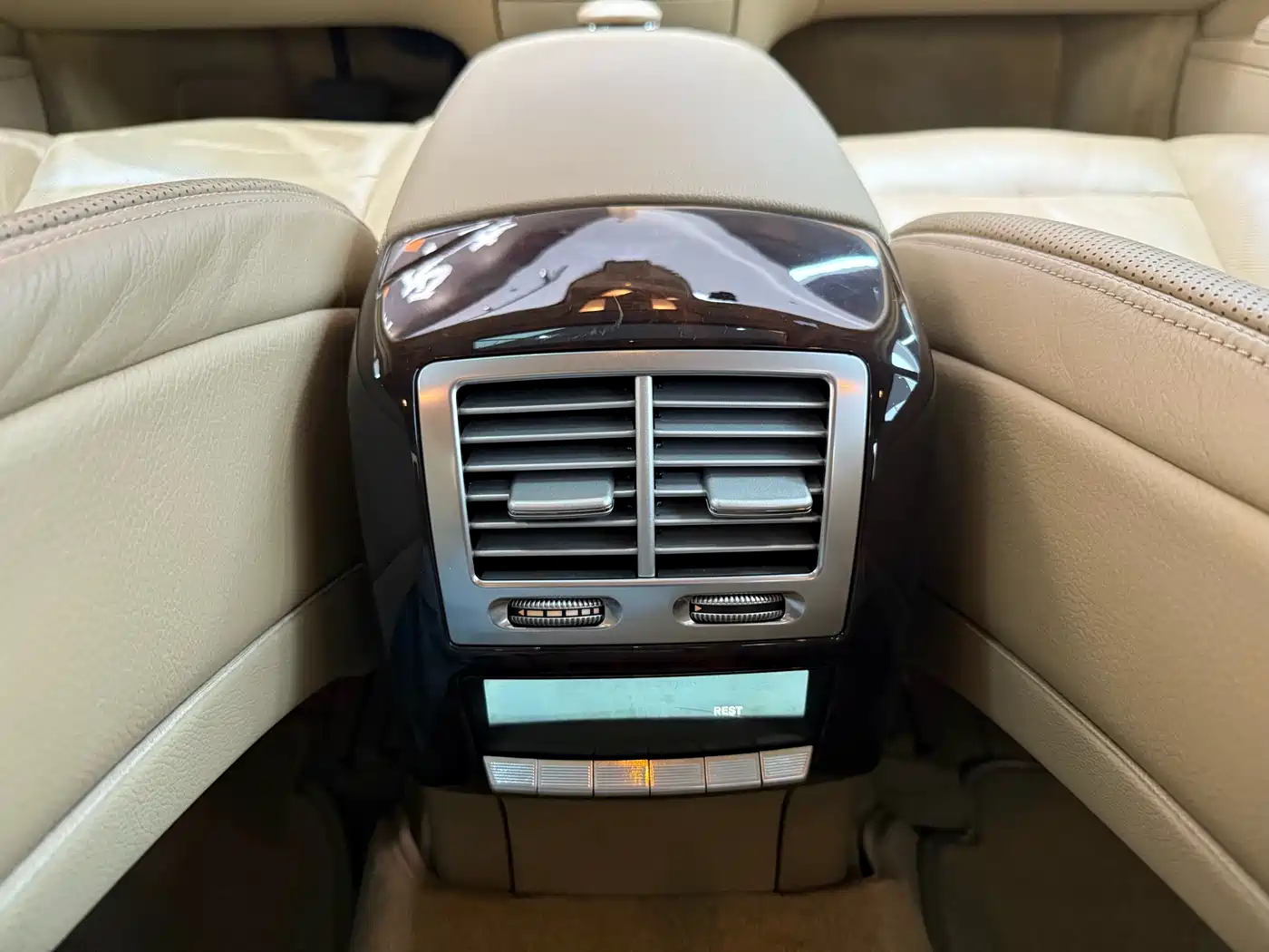 Mercedes-Benz S-Class 2010 S 350 L Luxury фото 10