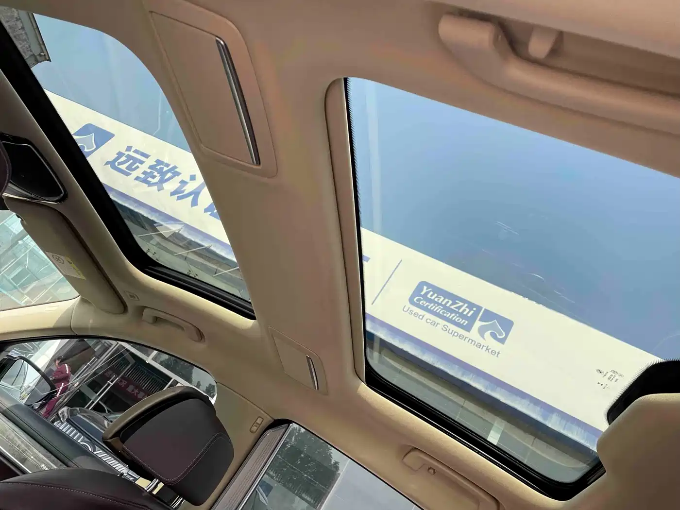 BMW 7 Series 2021 Model 740Li Leading Luxury Package фото 9
