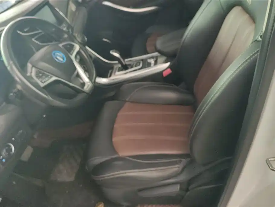 BYD Song New Energy 2017 Song DM 1.5TID Full-time 4WD Luxury фото 9