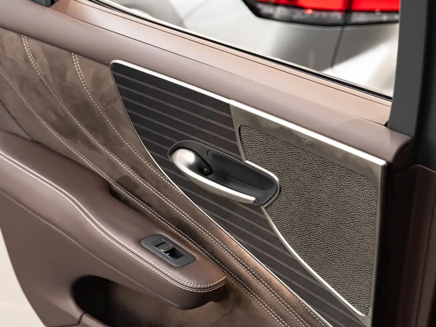 Lexus LS 2020 500h Luxury (China VI) фото 18