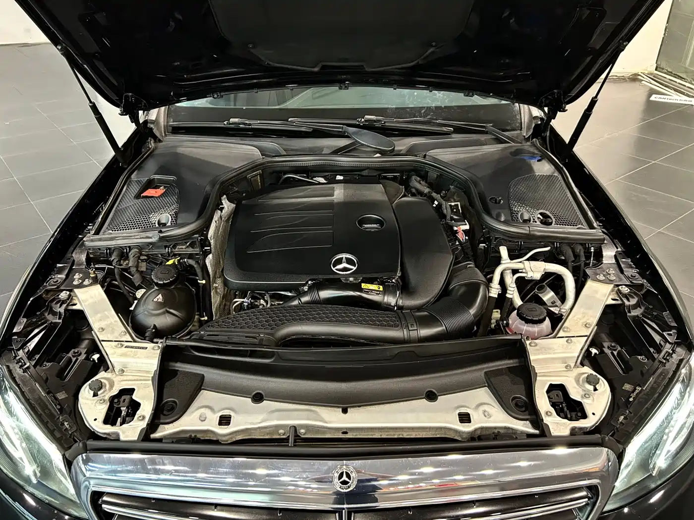 Mercedes-Benz E-Class 2019 E 260 L фото 19