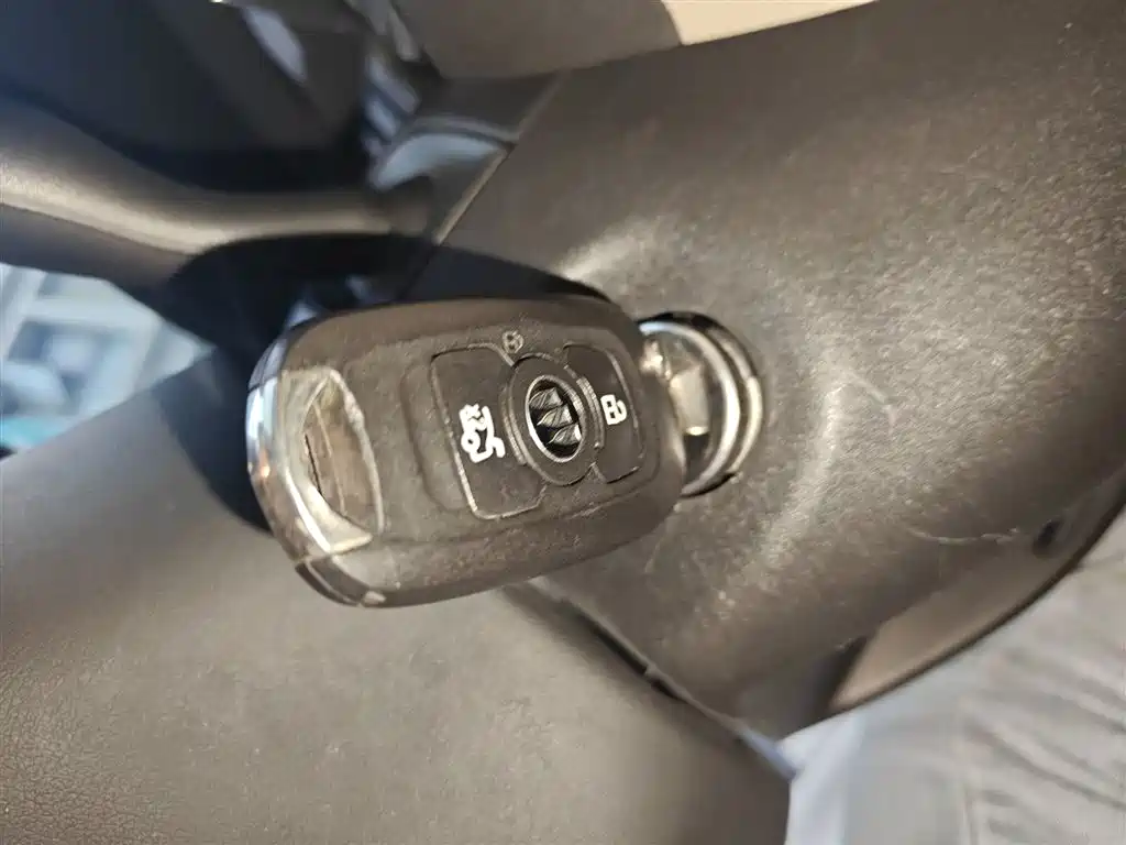 Buick Verano 2018 Sedan 15S Automatic Leading фото 12
