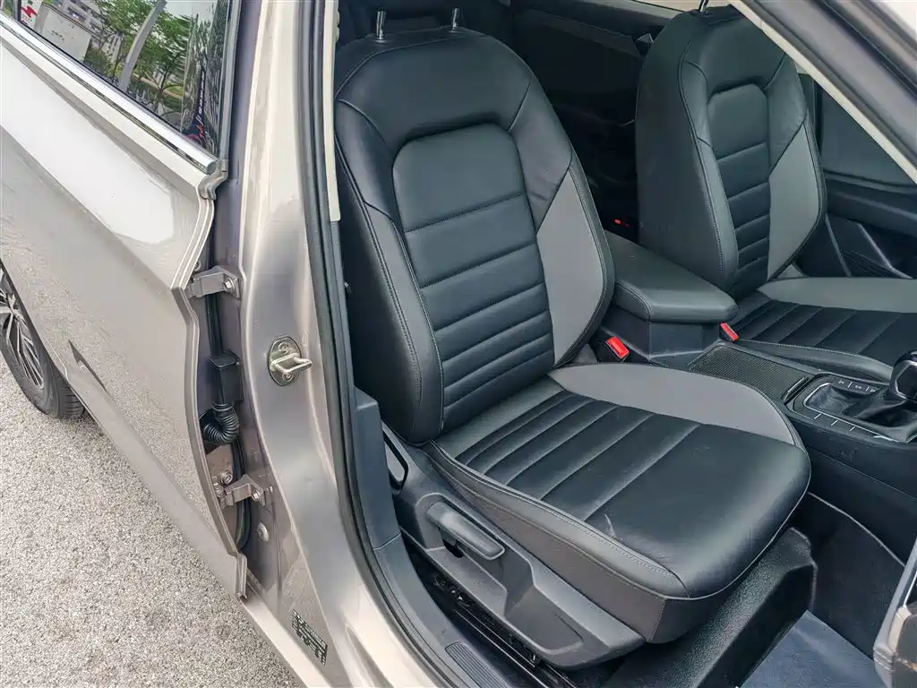 Volkswagen Sagitar 2019 280TSI DSG Comfort Edition China VI фото 17