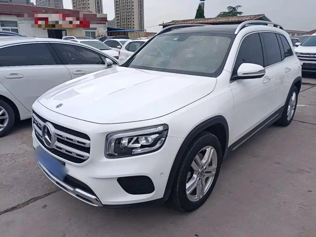 MERCEDES-BENZ GLB