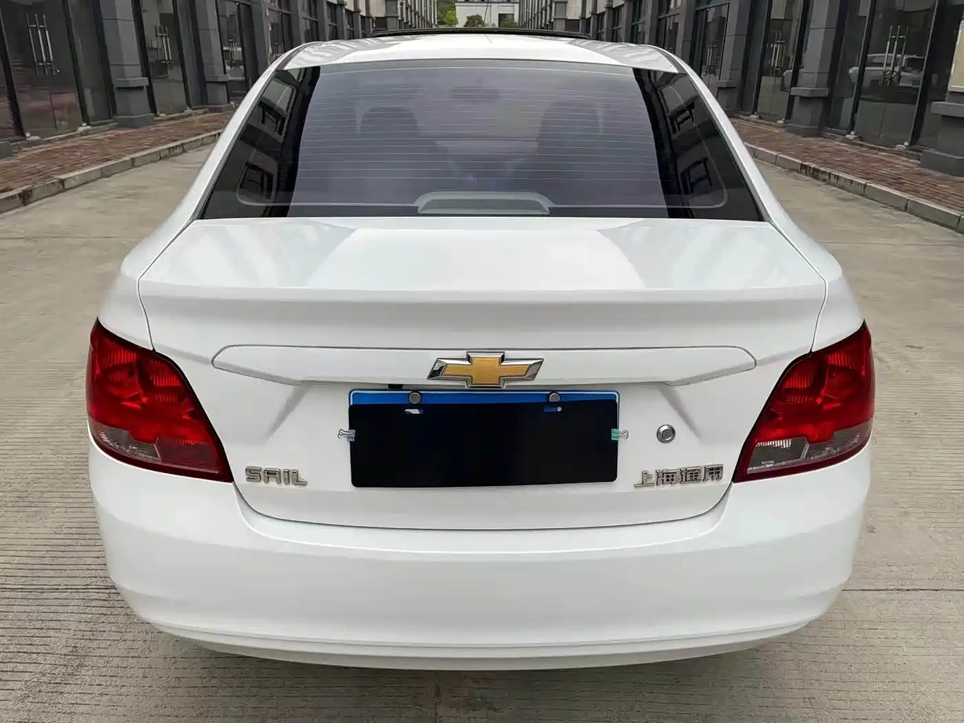Chevrolet Sail 2015 Sail 3 1.3L Manual Ideal Edition фото 5