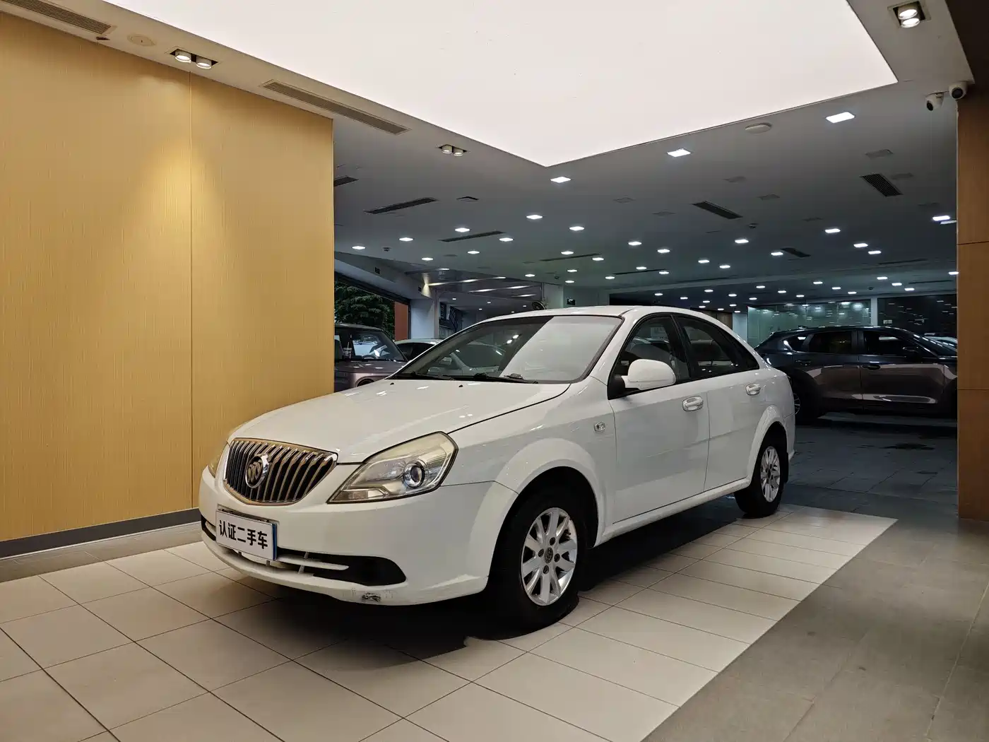 Фото 1 - Buick Excelle