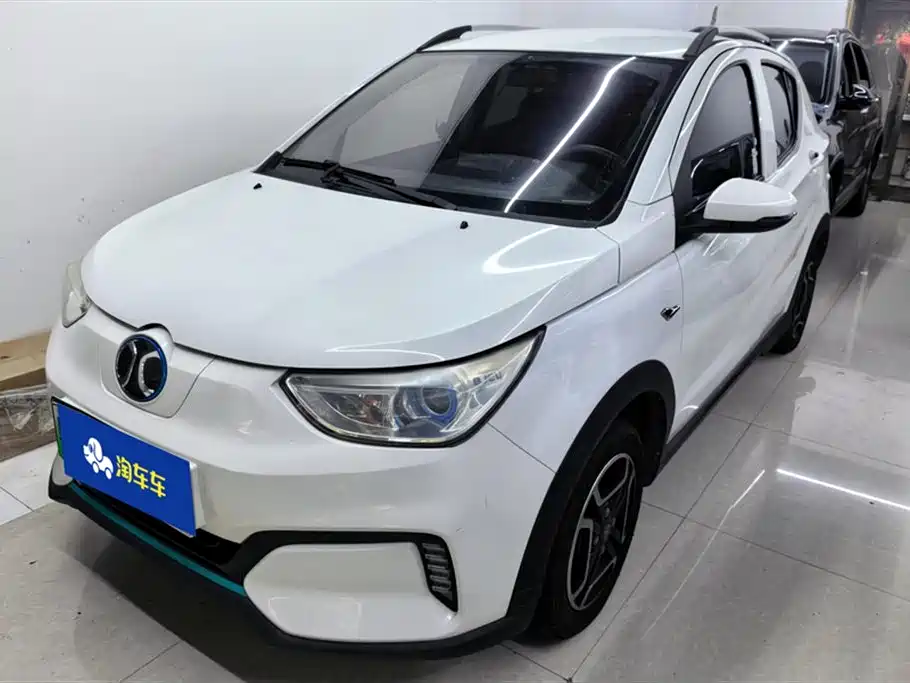 BAIC NEW ENERGY EC3 2021