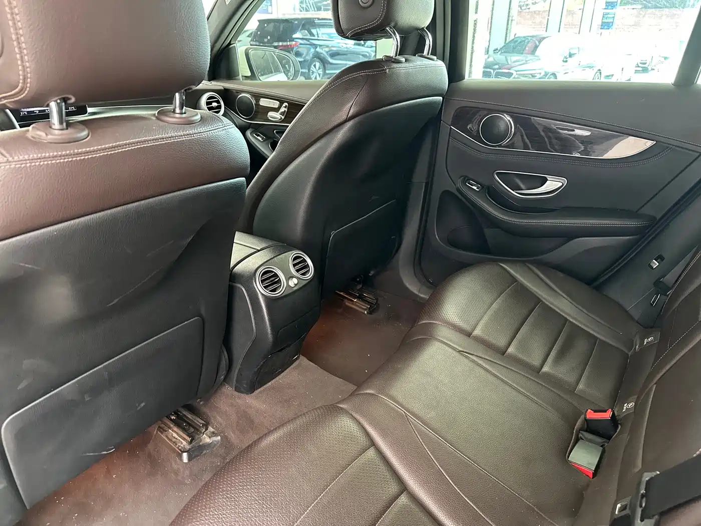 Mercedes-Benz GLC 2017 GLC 260 4MATIC Luxury фото 9